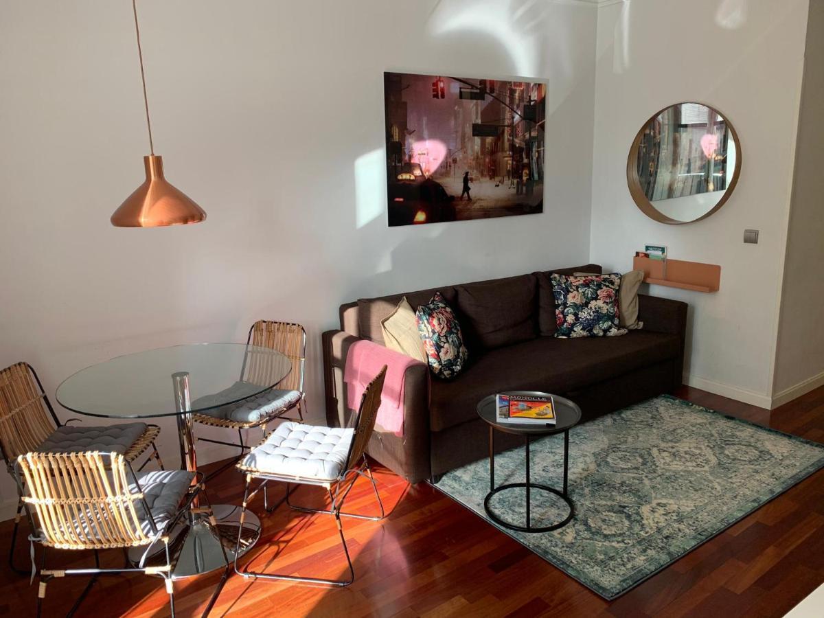 I19 - One Bedroom Apartment Madrid Bagian luar foto