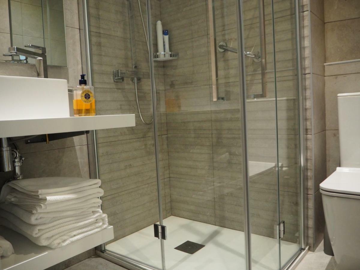 I19 - One Bedroom Apartment Madrid Bagian luar foto